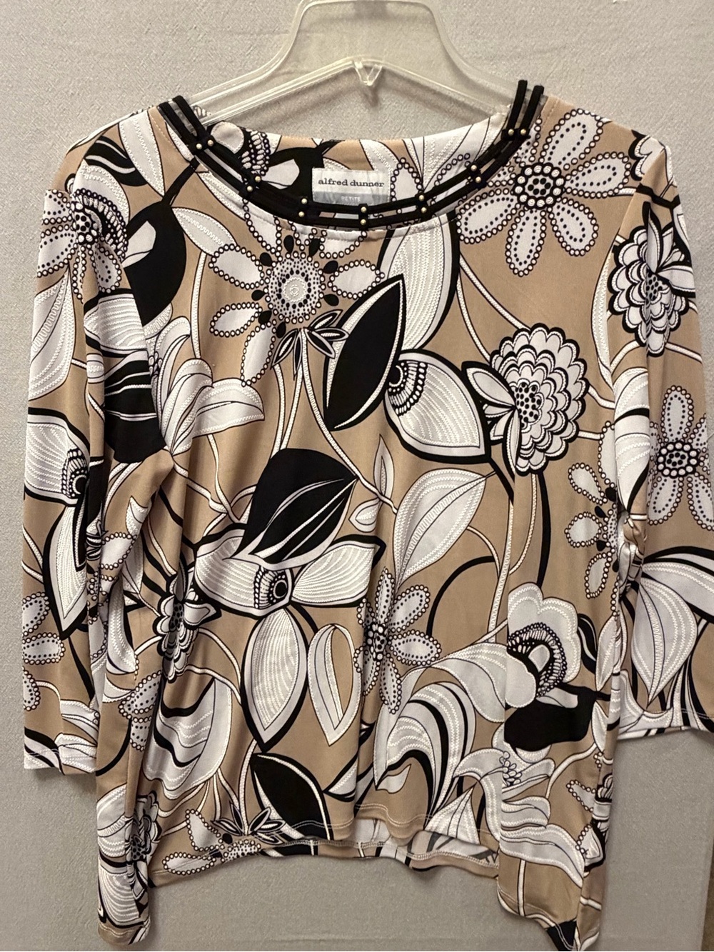 Alfred Dunner Beige Floral Knit Top Size Petite M